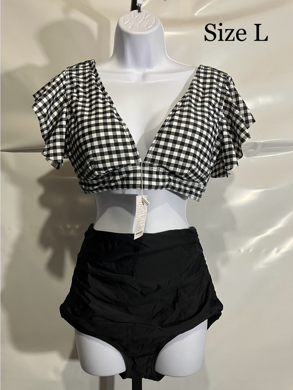 Women’s Black & White Gingham Flutter Sleeve Swimsuit Size Large